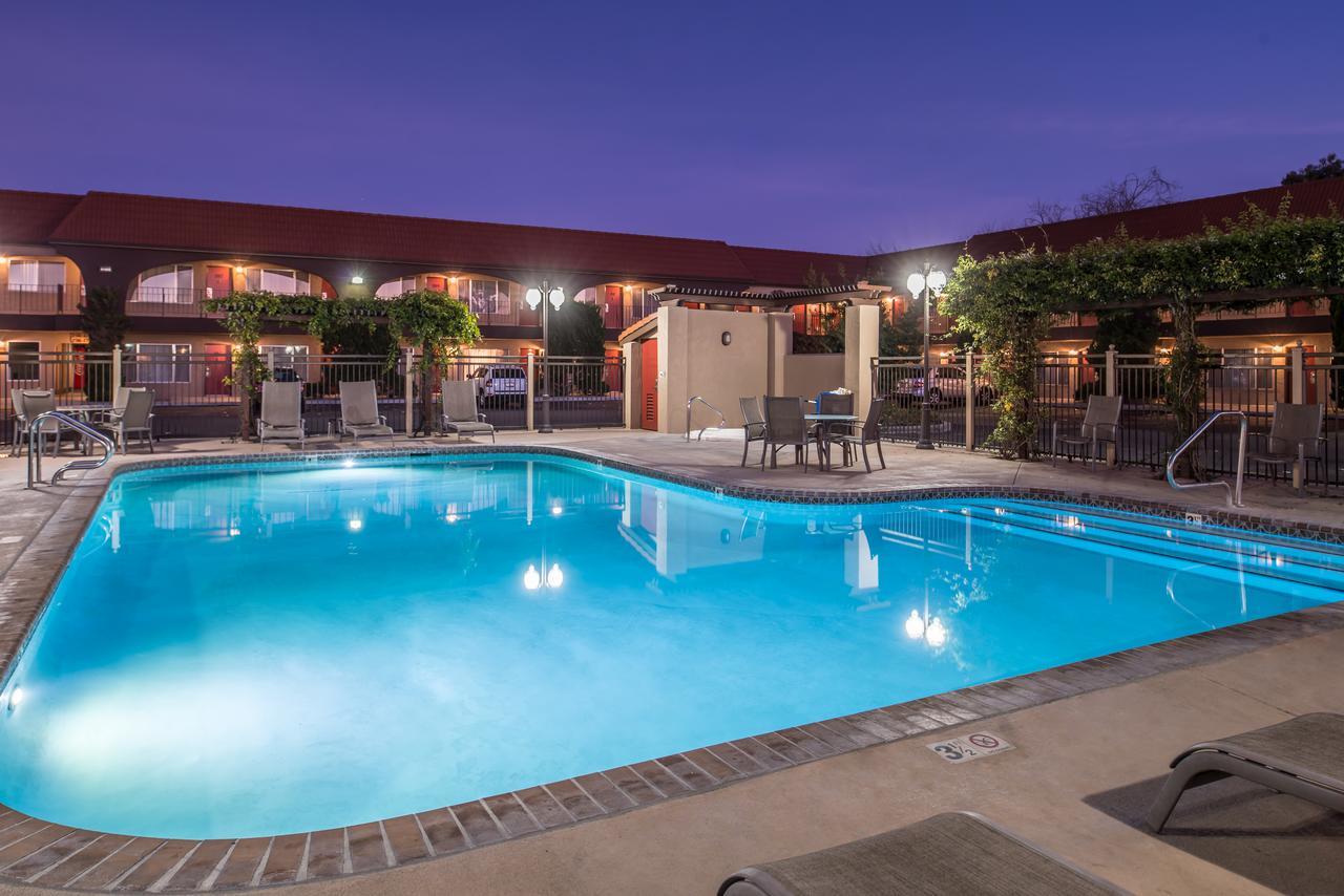 Laurel Inn & Conference Center Σαλίνας Εξωτερικό φωτογραφία