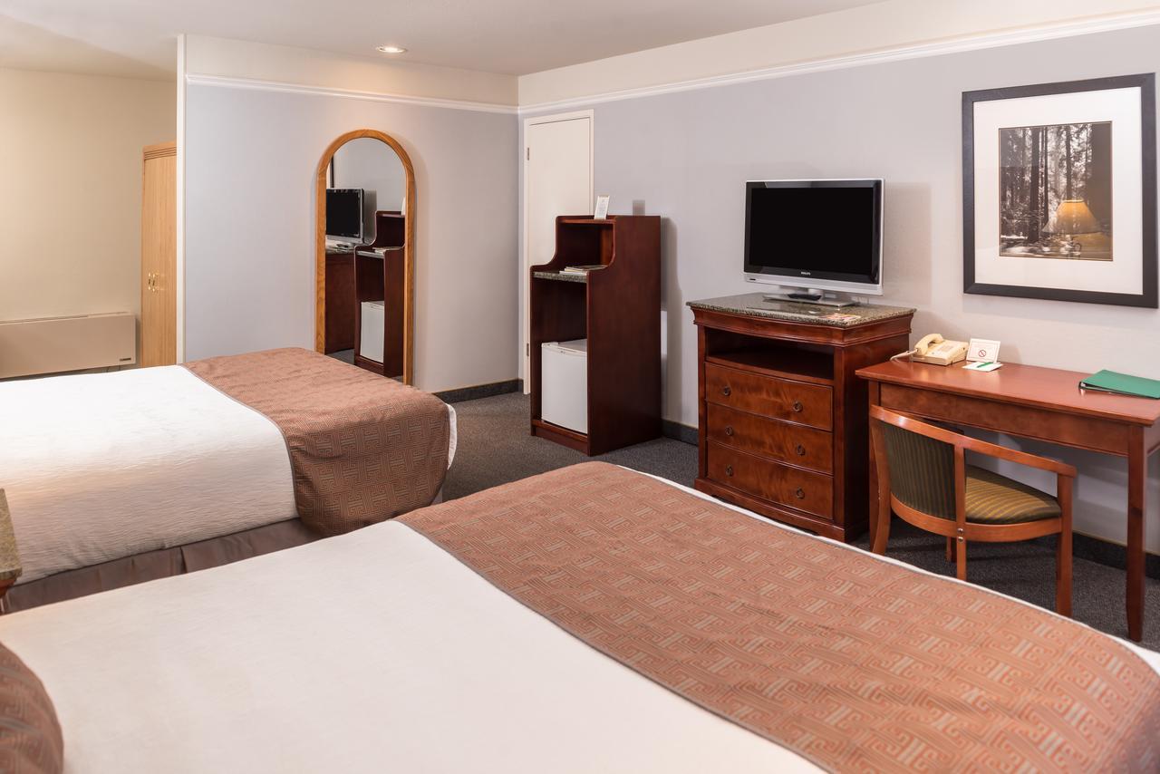 Laurel Inn & Conference Center Σαλίνας Εξωτερικό φωτογραφία