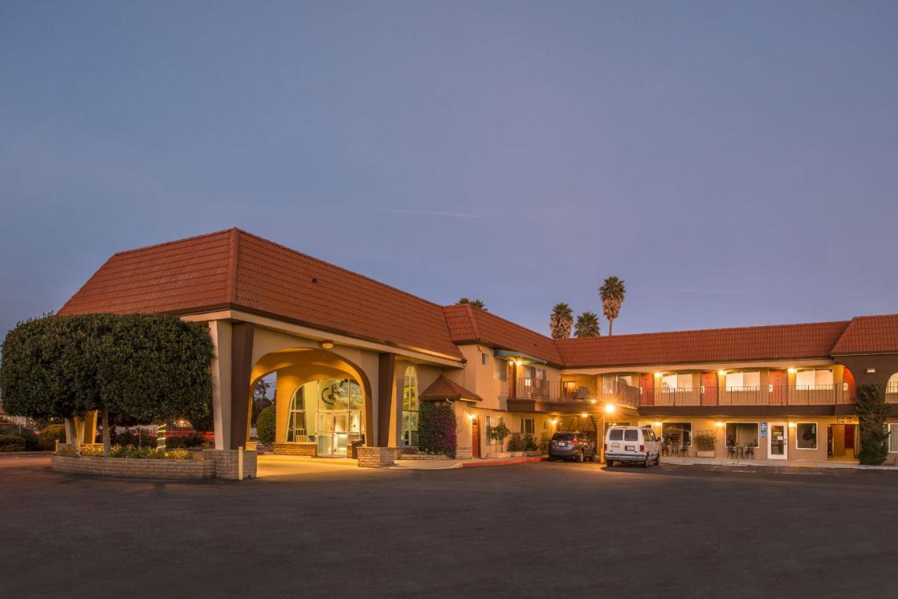 Laurel Inn & Conference Center Σαλίνας Εξωτερικό φωτογραφία